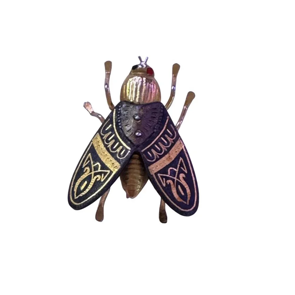 Vtg 70s Insect Brooch/Pin Gold Tone Black Enamel Wings Geometric Pattern Wings - Picture 3 of 7
